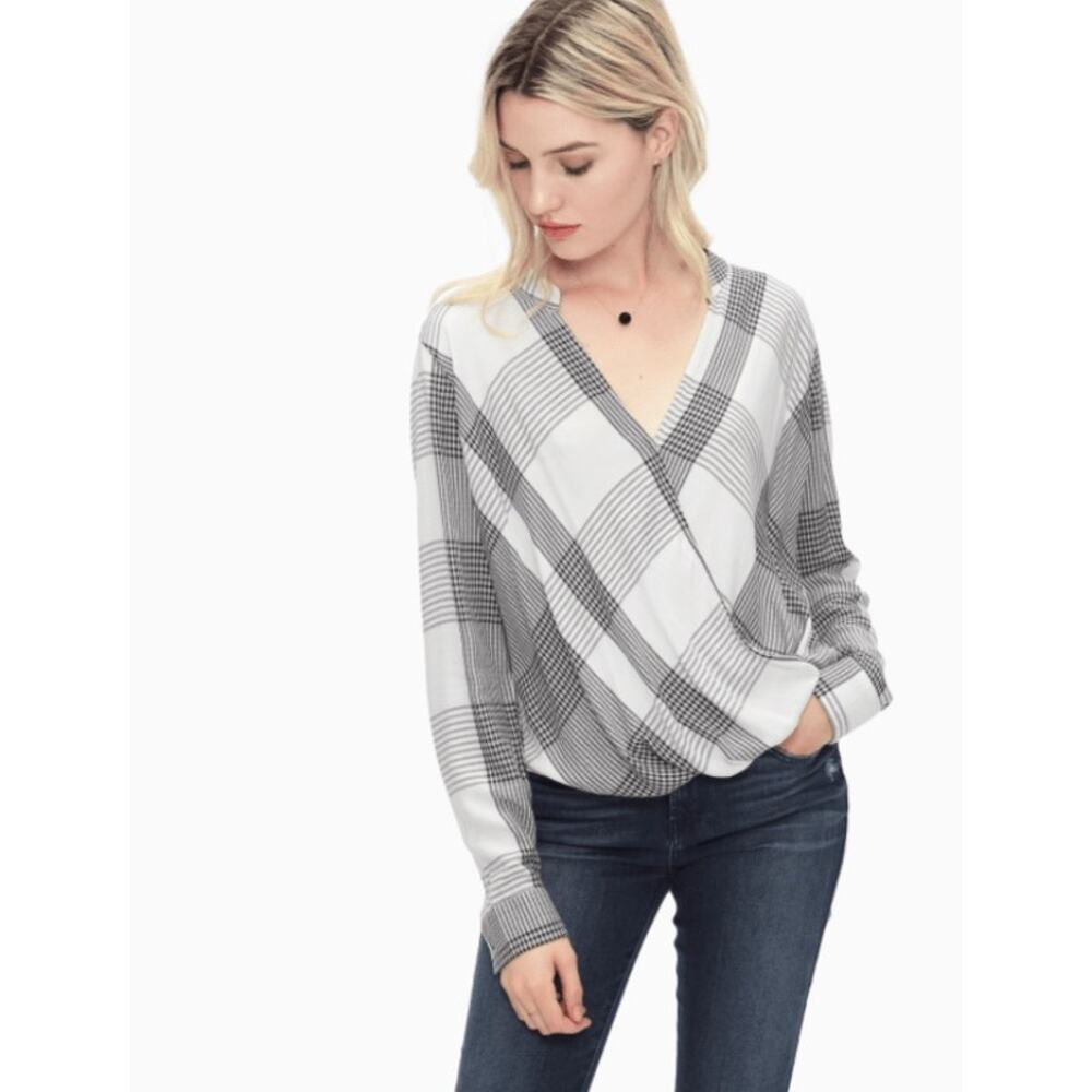 Splendid Gray White Plaid Surplice Faux Wrap Long Sleeve Blouse Size Medium